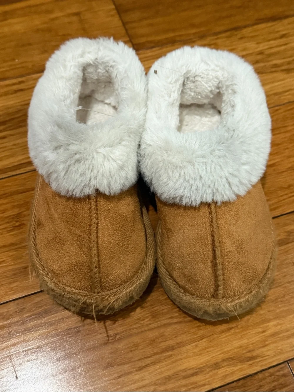 Wonder Nation Fur Slippers winter boots Kids size 7-8